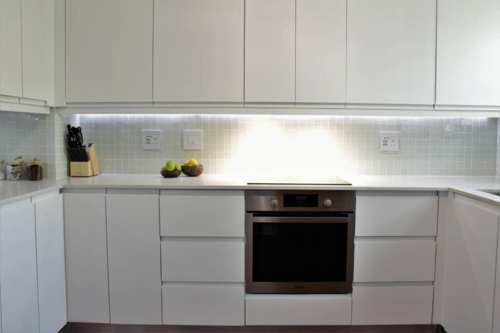 Table Mountain Views, Modern,Lots Of Natural Light, With Parking Cape Town Exterior photo